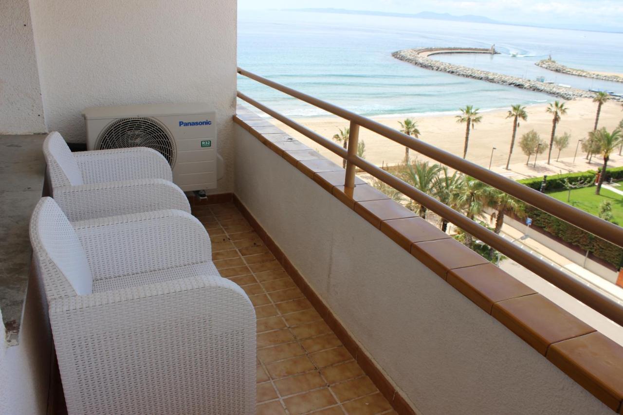 Beautiful Apartment In Front Of Beach, Pool, View Rosas Exteriör bild